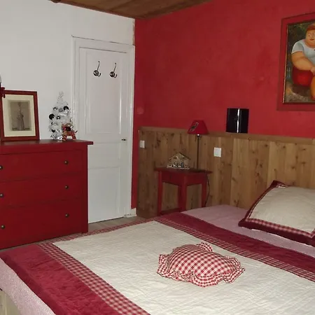 Chambres D'hotes Les Garconnieres Du Sancy *
