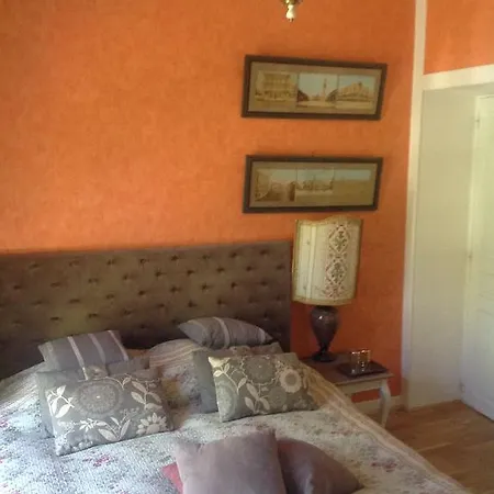 Bed and breakfast Chambres D'hotes Les Garconnieres Du Sancy *