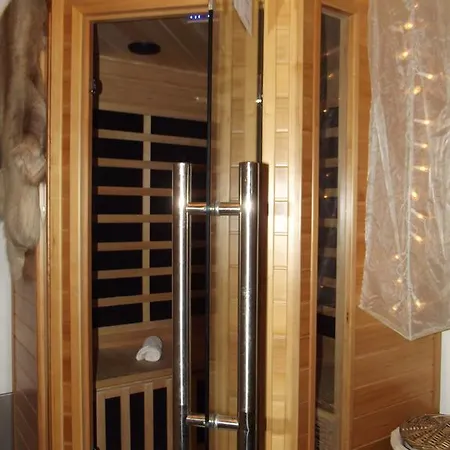 Chambres D'hotes Les Garconnieres Du Sancy